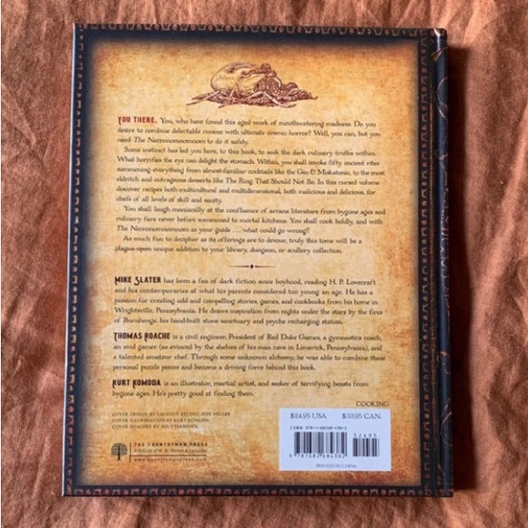 The Necronomnomnom: Recipes and Rites from the Lore of H. P. Lovecraft - Picture 2 of 5